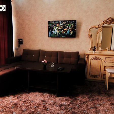 Hotel Buston Chkalovsk Kültér fotó