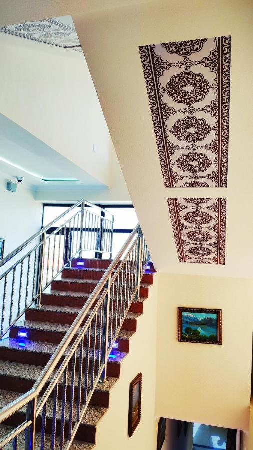 Hotel Buston Chkalovsk Kültér fotó