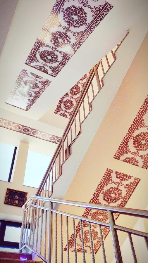Hotel Buston Chkalovsk Kültér fotó