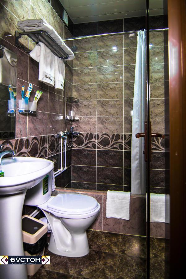 Hotel Buston Chkalovsk Kültér fotó